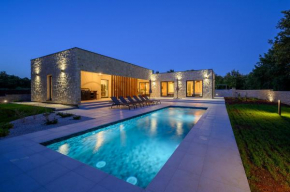 Green Frame Garden villa West